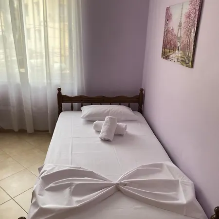 Takis Apartment Sarandë